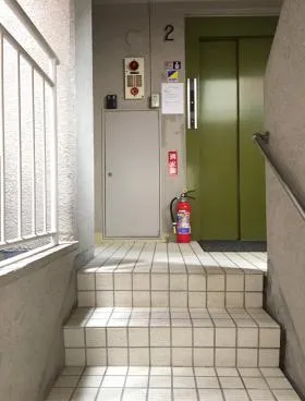 清川ビルの外観