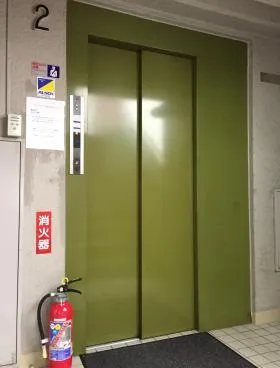 清川ビルの外観