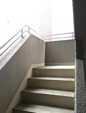 清川ビルの外観