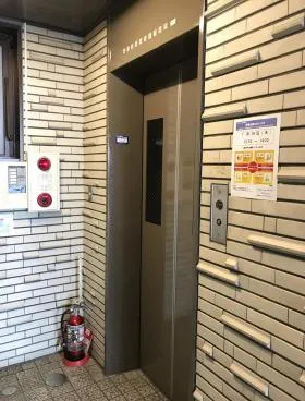 タムラビルの外観