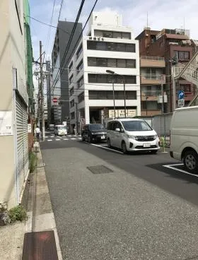 UH神田ビルの外観