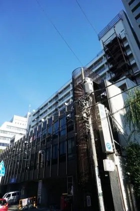 東商センタービルの外観