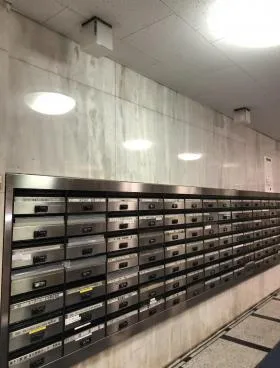 東商センタービルの外観