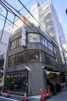 松本第2ビルの外観