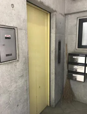 stonewallビルの外観