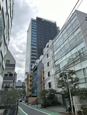 デニス赤坂ビルの外観