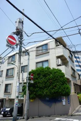 マノアールの外観
