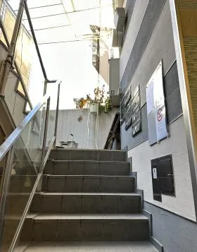 ストリートビルの外観
