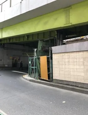 寛永寺坂ハイムビルの外観