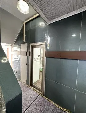 丸八小林第二ビルの外観