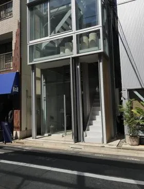 ジラフビルの外観