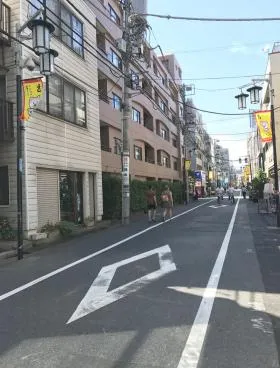 ジラフビルの外観