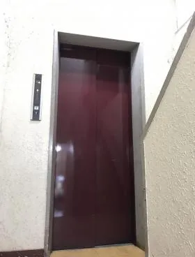 小山ビルの外観