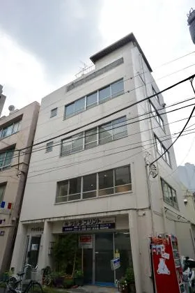 タロービルの外観