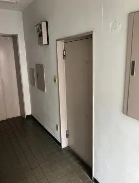 タロービルの外観