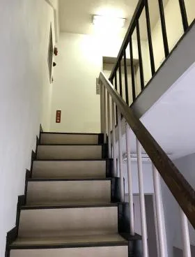 タロービルの外観