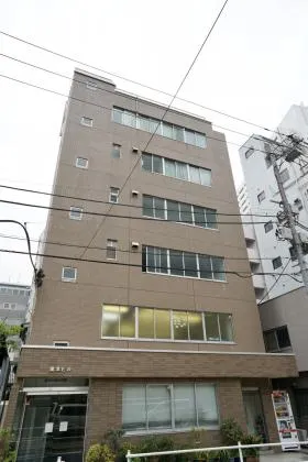 栗本ビルの外観