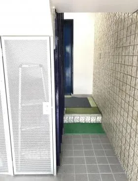 栗本ビルの外観