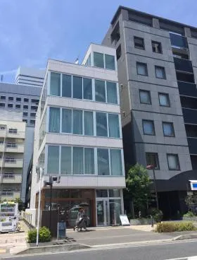高藤ウエストビルの外観