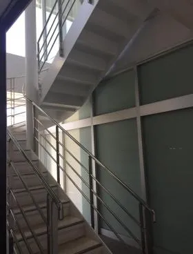 高藤ウエストビルの外観