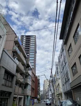 LC Iwamotochoビルの外観