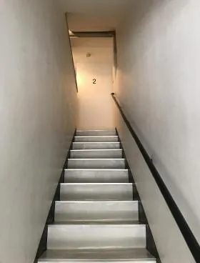 神山ビルの外観