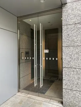 KAZU表参道の外観