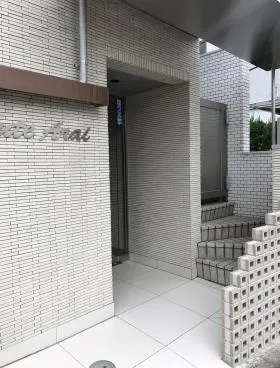 サンルートアライの外観