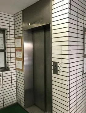 S・Sビルの外観