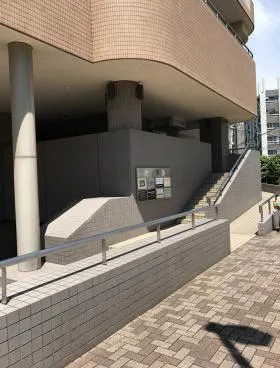 アス西早稲田南ウィングビルの外観