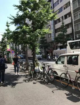 新宿ウエストスクエアビルの外観