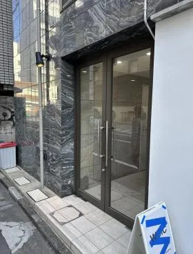 サラ青山ビルの外観