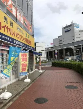 稲毛海岸ニイクラビル(旧:アーバン稲毛海岸)の外観