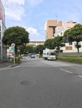稲毛海岸ニイクラビル(旧:アーバン稲毛海岸)の外観