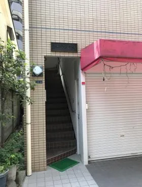 アーバンイマイの外観