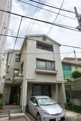 島崎ハイムビルの外観
