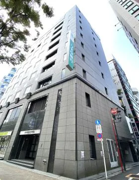 京王新宿321ビルの外観