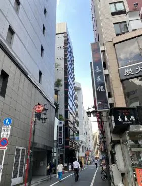 京王新宿321ビルの外観