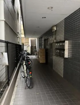 跳豊ビルの外観