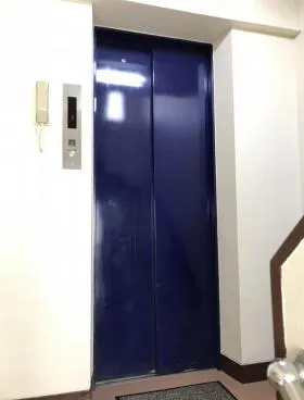 小倉屋ビルの外観