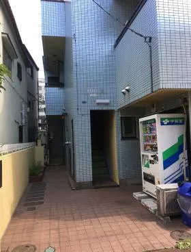 EDIFICE西新宿の外観