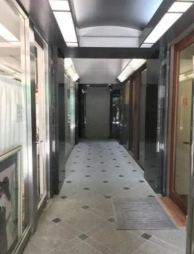 アヌシー青山ビルの外観