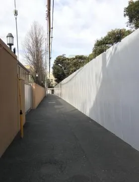 THE SCAPEビルの外観