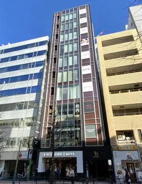 TH西新宿ビルの外観