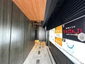 TH西新宿ビルの外観