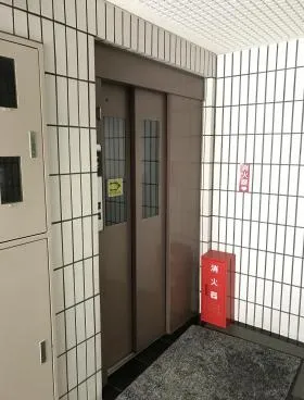 クロカワビルの外観