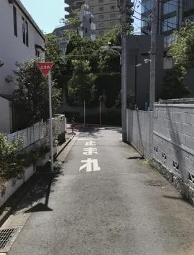 丹波谷六彩居ビルディングの外観