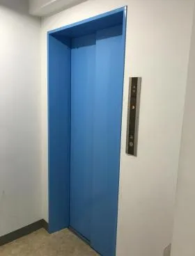 エクセレンス青葉台ビルの外観
