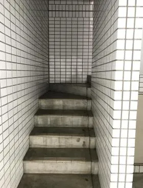 プレステージ中目黒ビルの外観