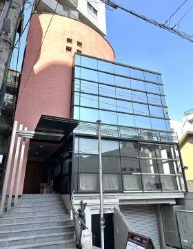 ナチュラルスクエアの外観